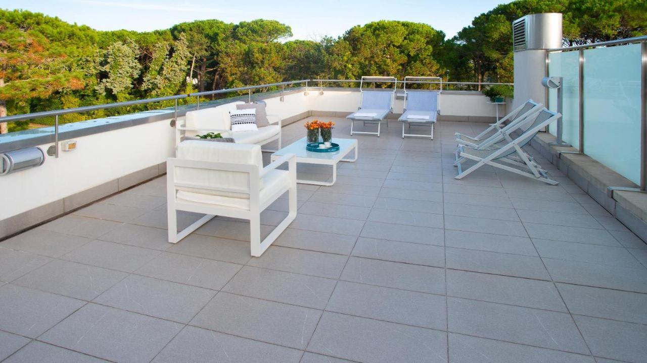 Villa Riva Beachfront Lignano Sabbiadoro Exterior foto