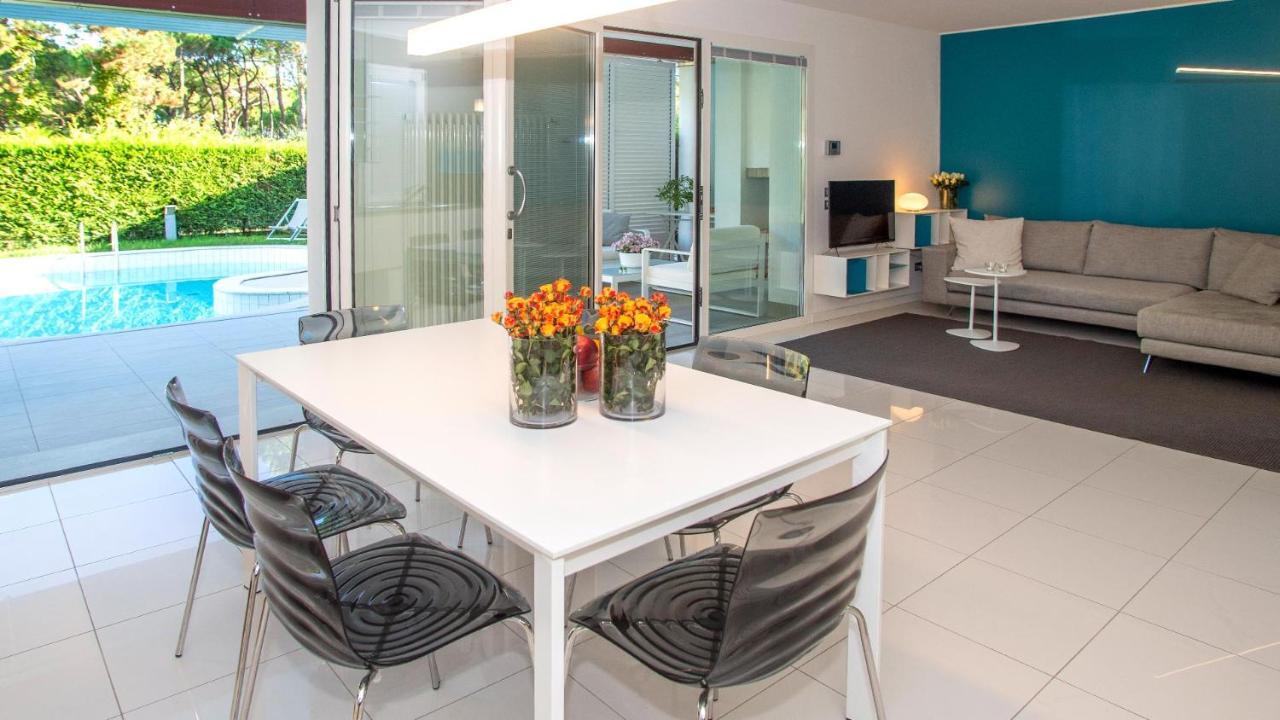 Villa Riva Beachfront Lignano Sabbiadoro Exterior foto